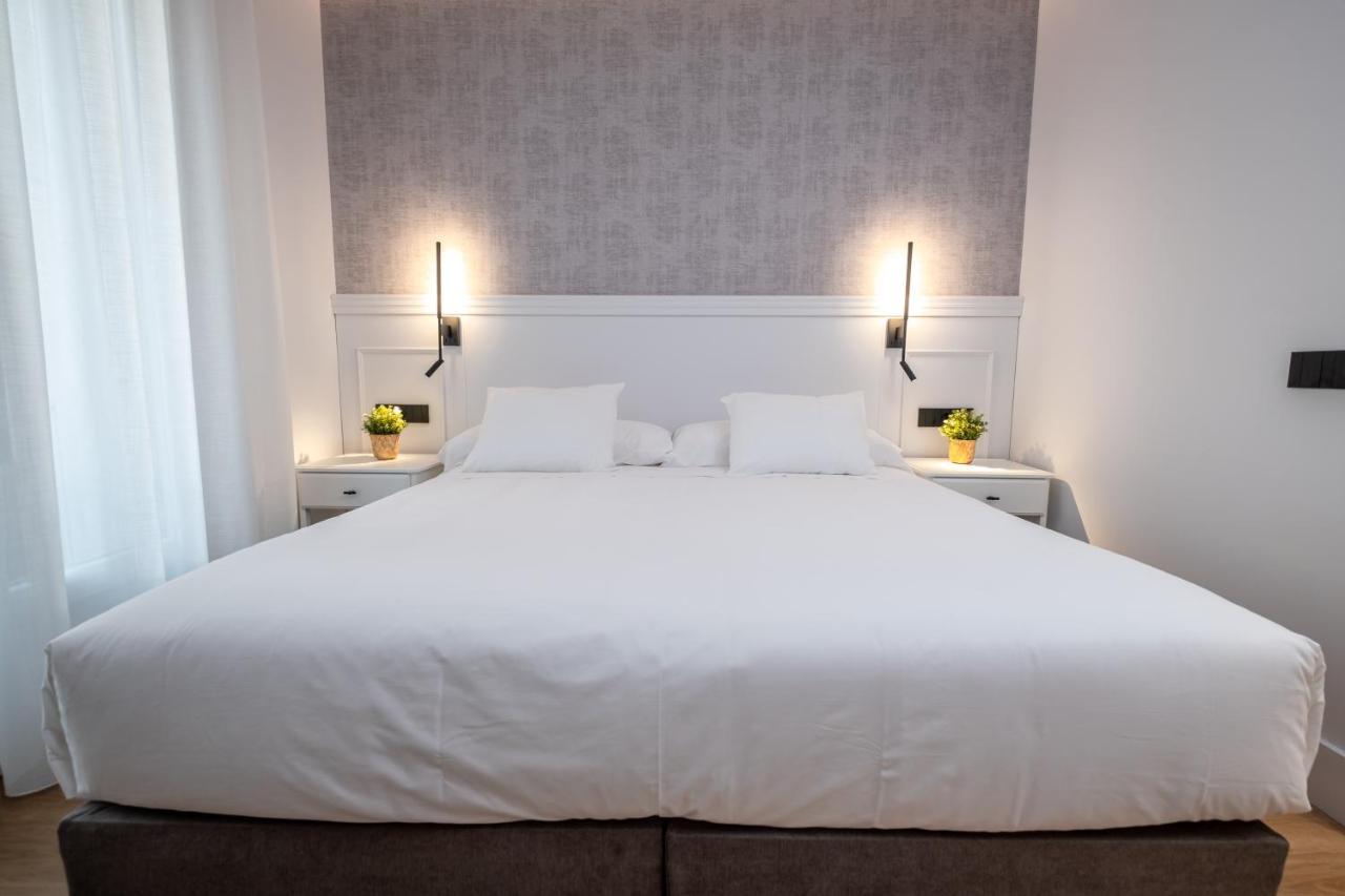 Principe De Vergara Rooms Lujo En El Centro De Логроньо Екстериор снимка