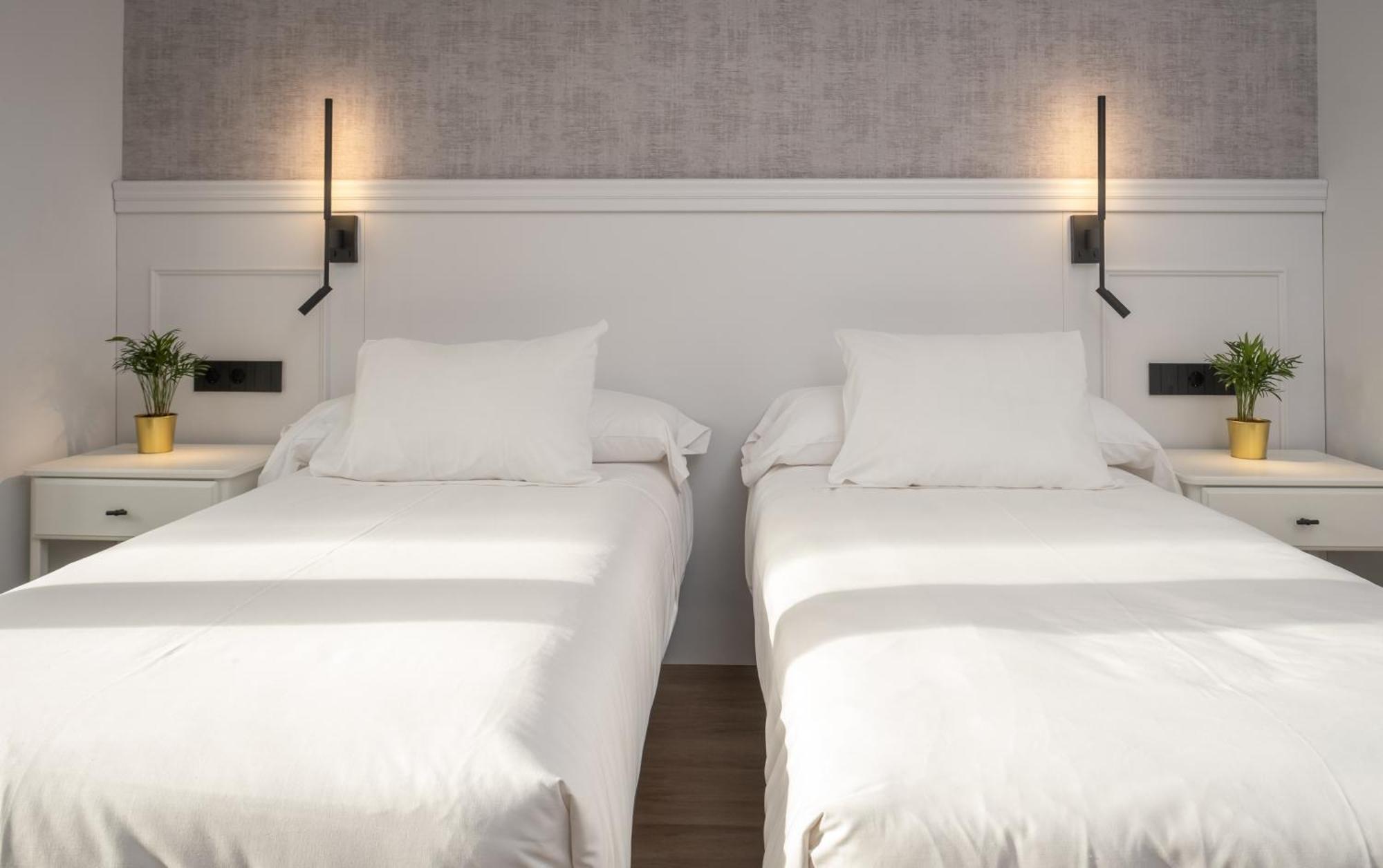 Principe De Vergara Rooms Lujo En El Centro De Логроньо Екстериор снимка
