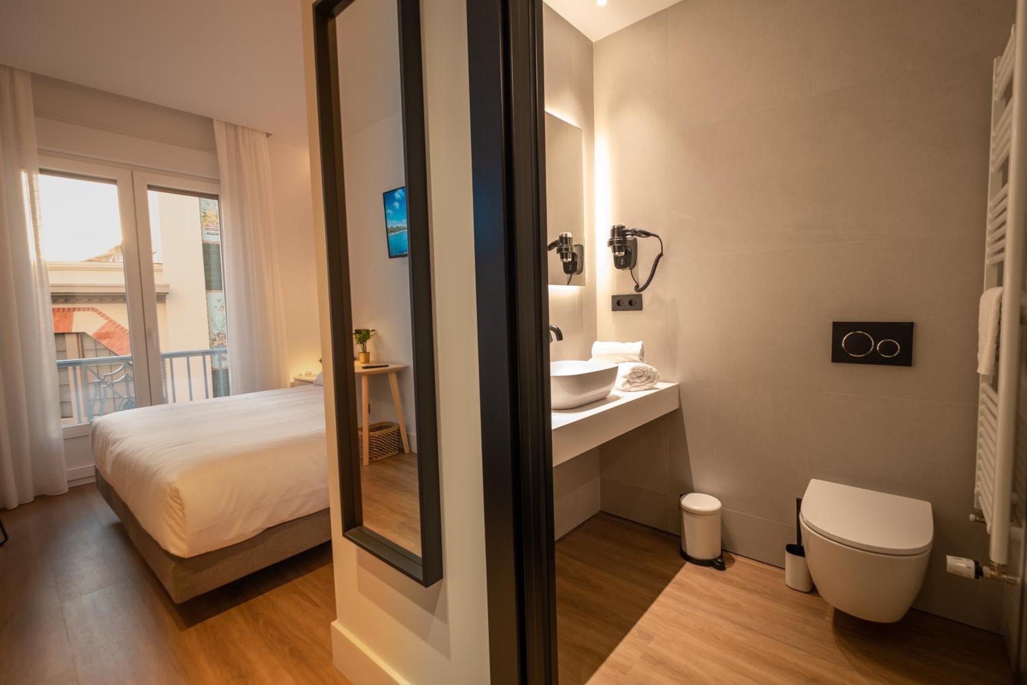 Principe De Vergara Rooms Lujo En El Centro De Логроньо Екстериор снимка
