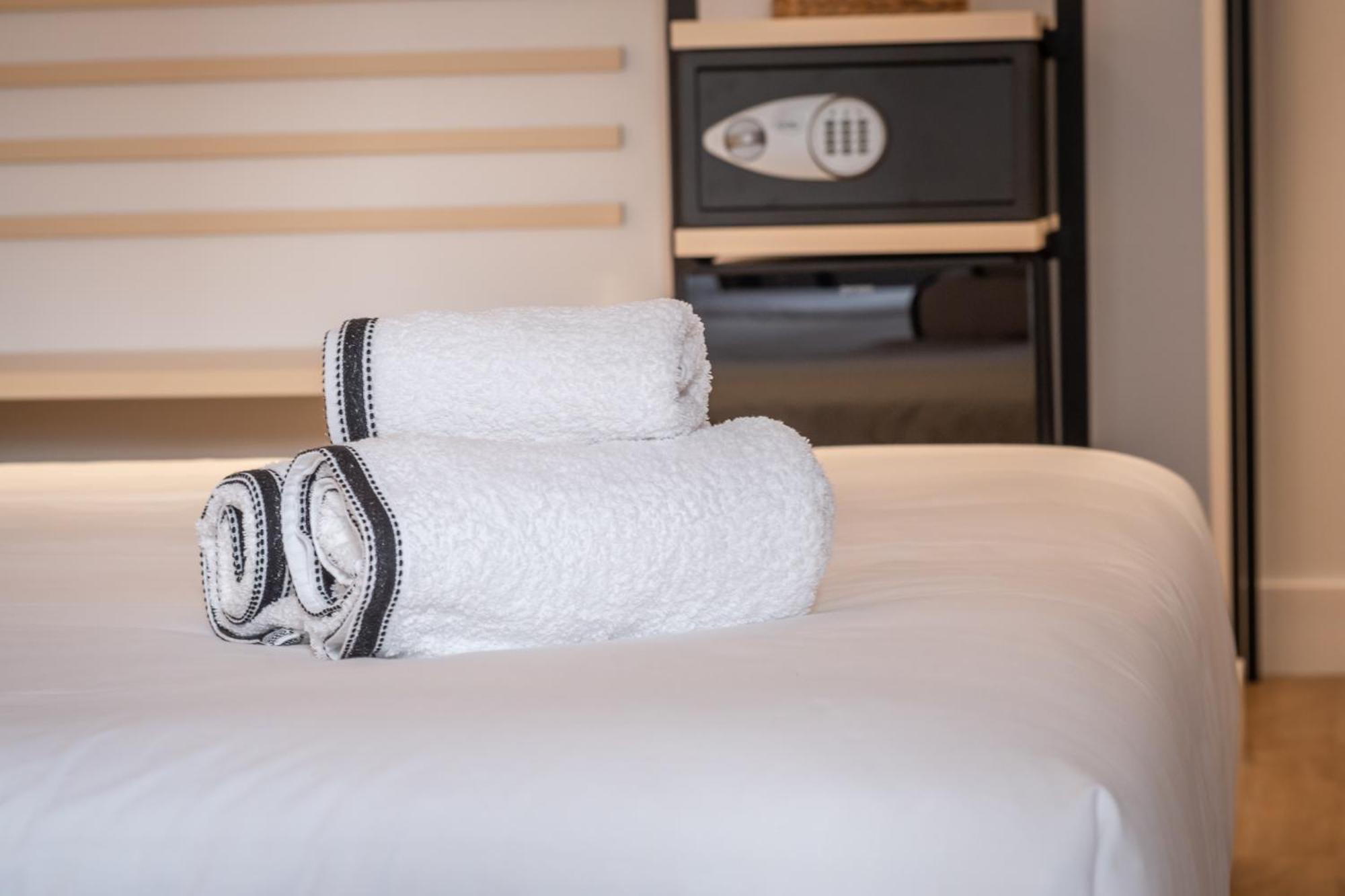 Principe De Vergara Rooms Lujo En El Centro De Логроньо Екстериор снимка