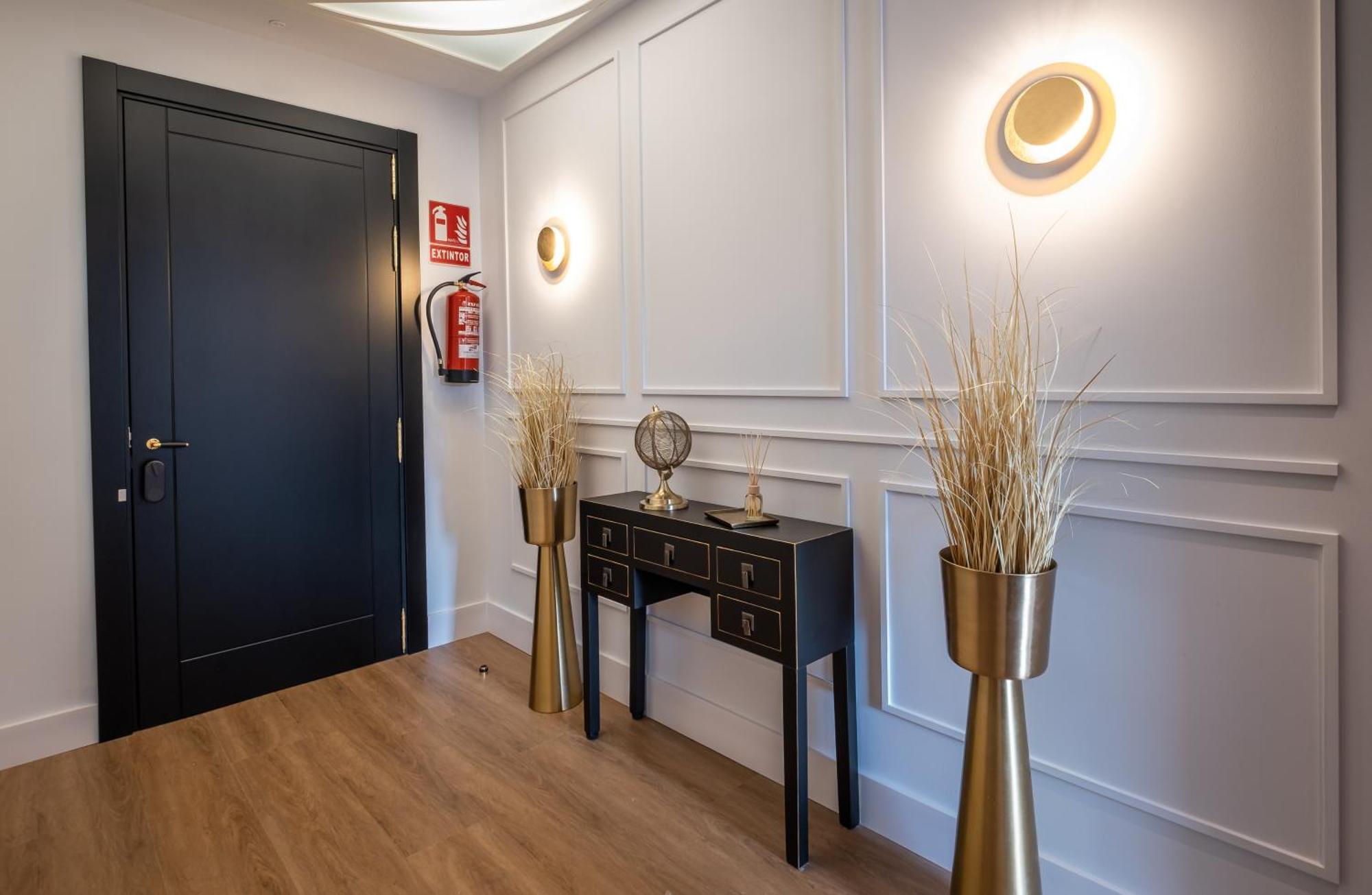 Principe De Vergara Rooms Lujo En El Centro De Логроньо Екстериор снимка